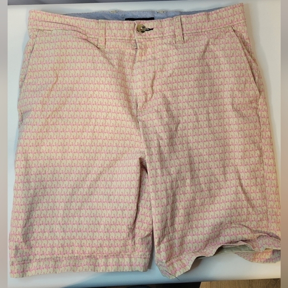TOMMY Hilfiger Allover Flamingo Print Shorts - Picture 1 of 9